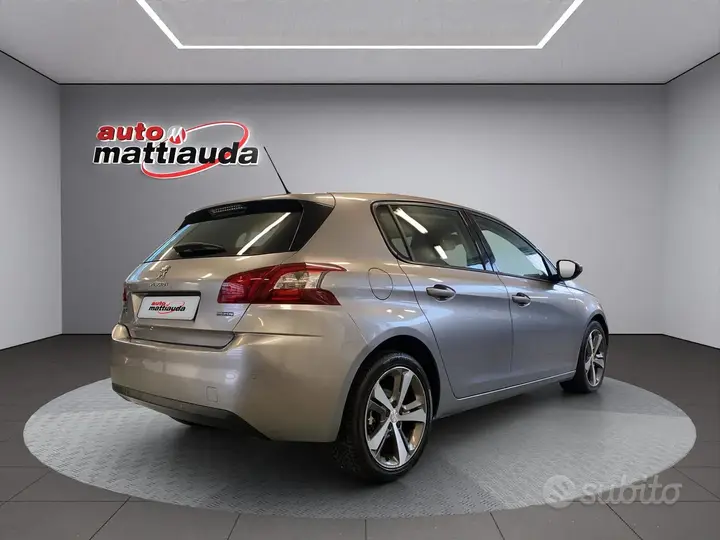 Peugeot 308 2016 photo 3