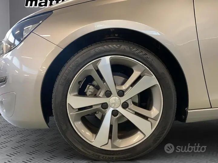 Peugeot 308 2016 photo 5