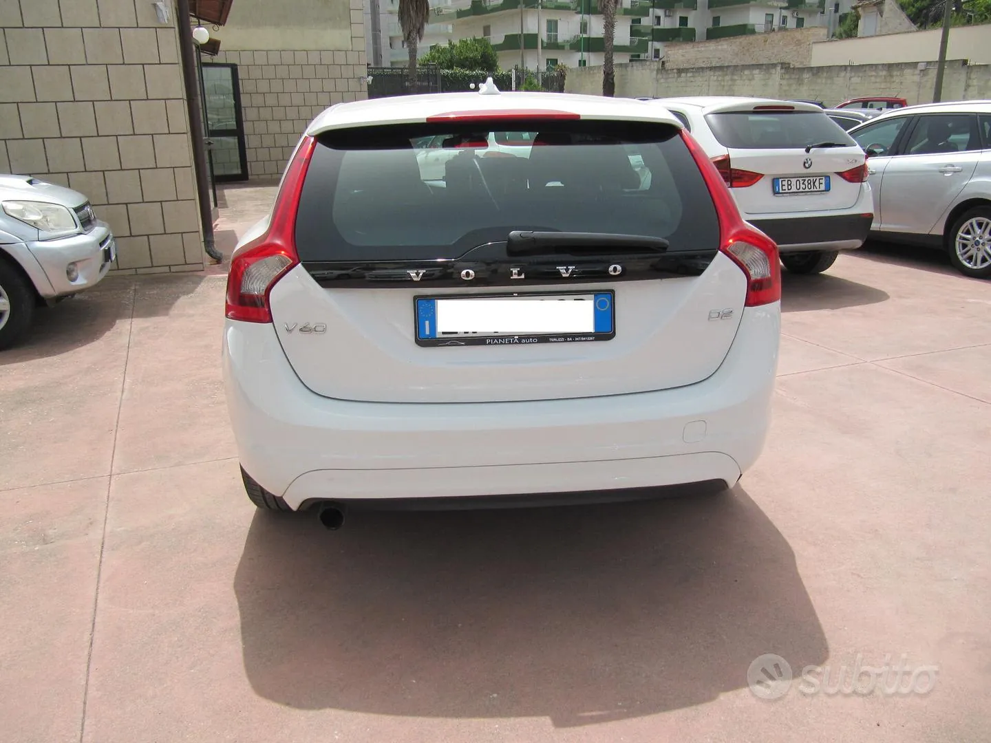 Volvo V60 2014 photo 4