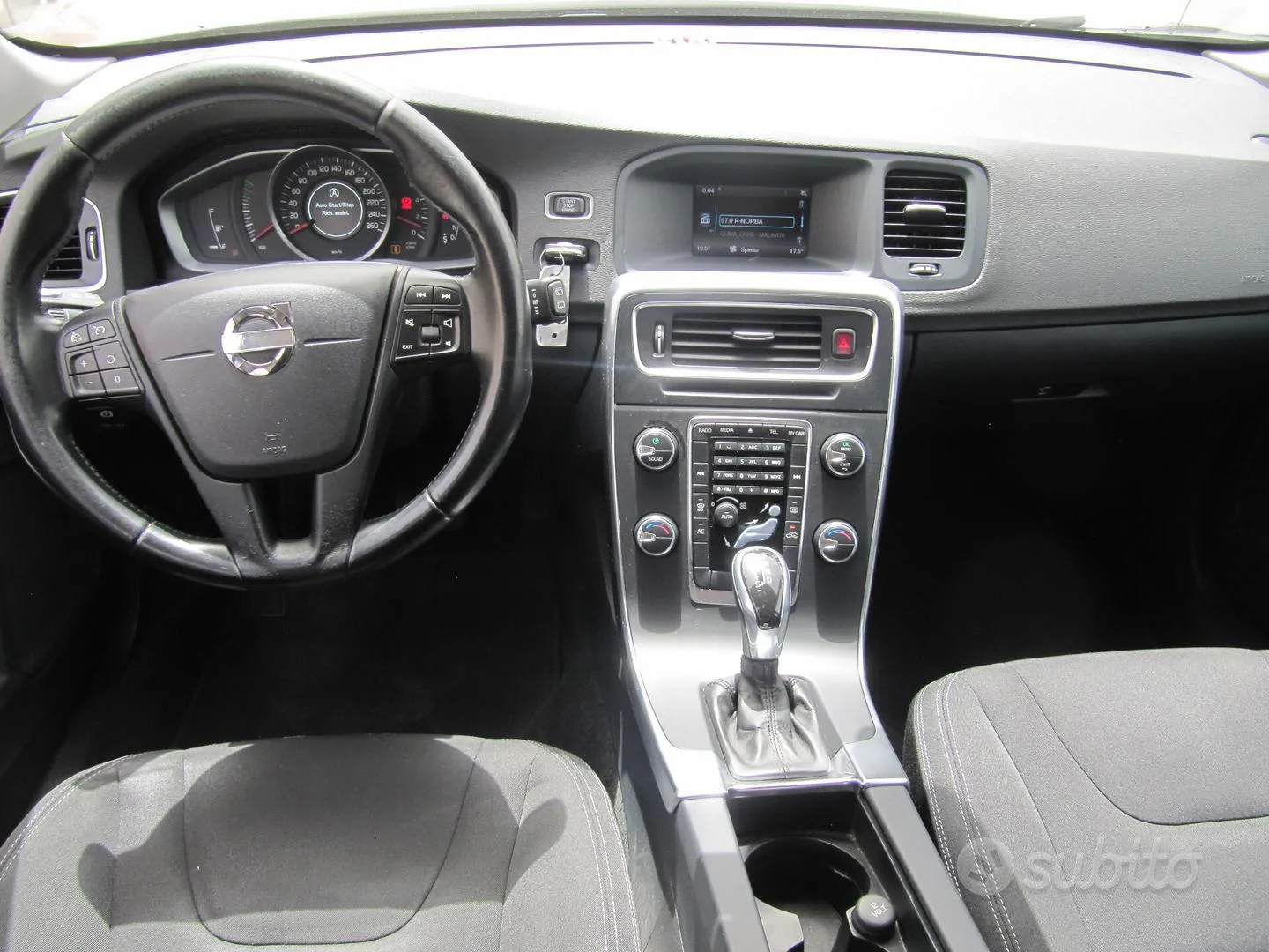 Volvo V60 2014 photo 5