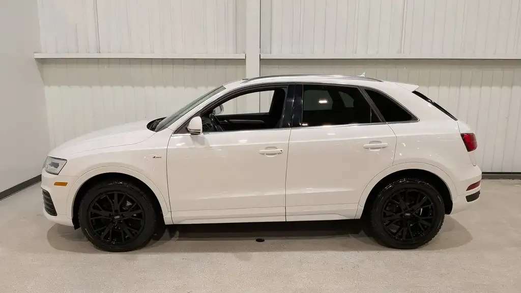Audi Q3 2016 photo 5