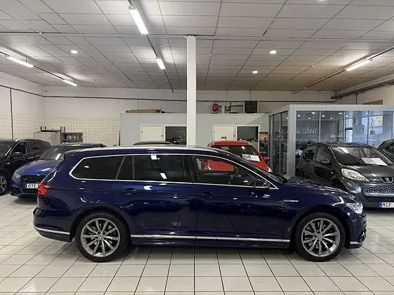 Volkswagen Passat 2018 photo 2