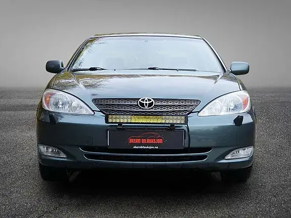 Toyota Camry 2002 photo 2