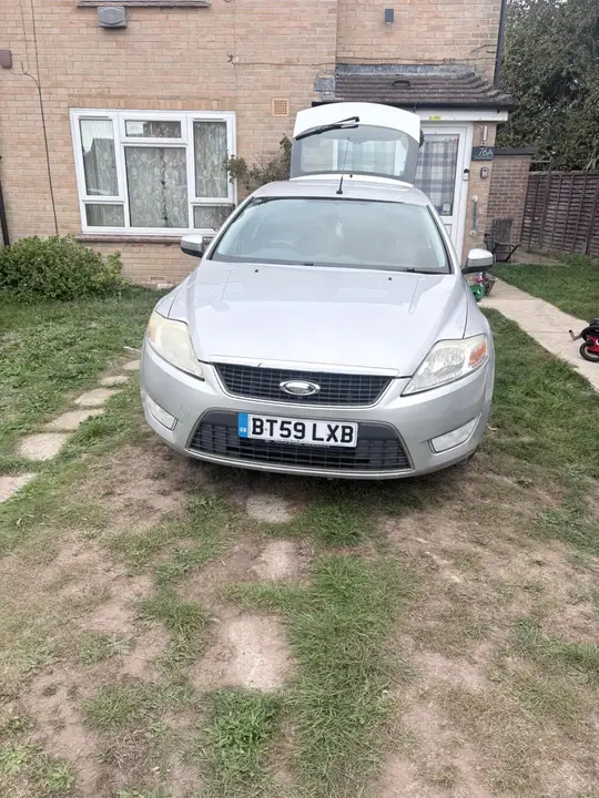 Ford Mondeo 2010 photo 2
