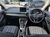 Mazda 2 2023 photo 4