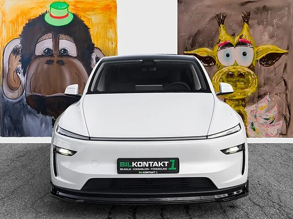Tesla Model Y 2025 photo 3