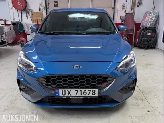 Ford Focus 2020 photo 2