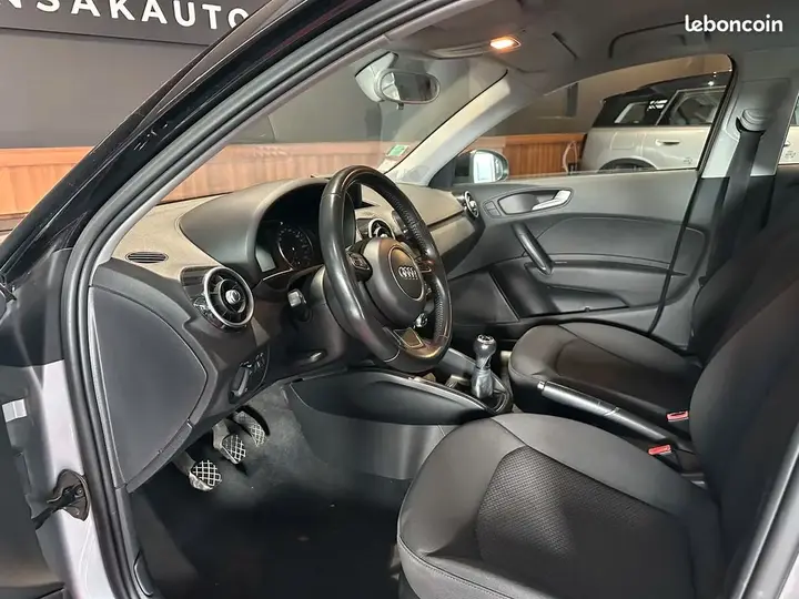 Audi A1 2014 photo 5