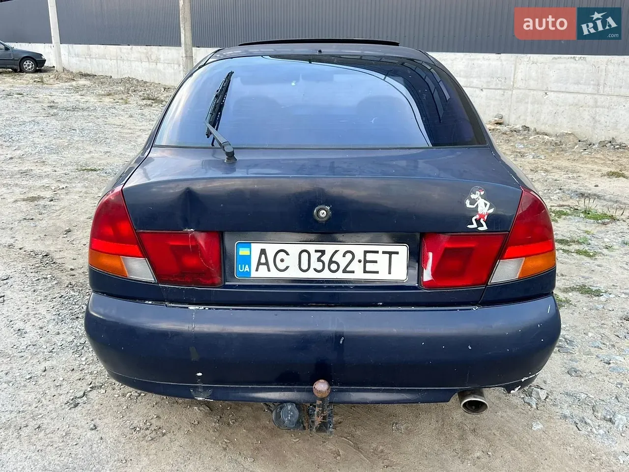 Mitsubishi Carisma 1995 photo 5