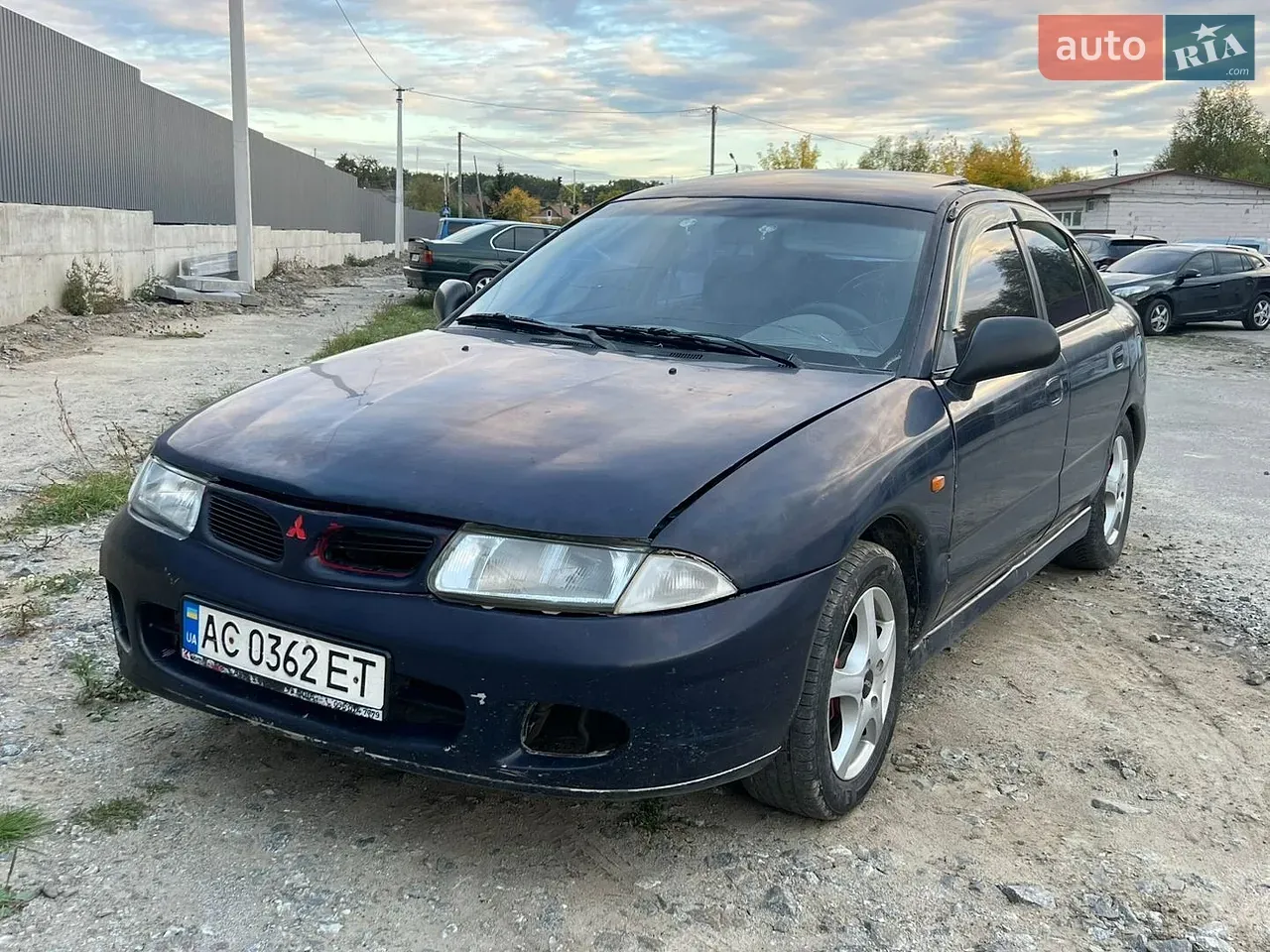 Mitsubishi Carisma