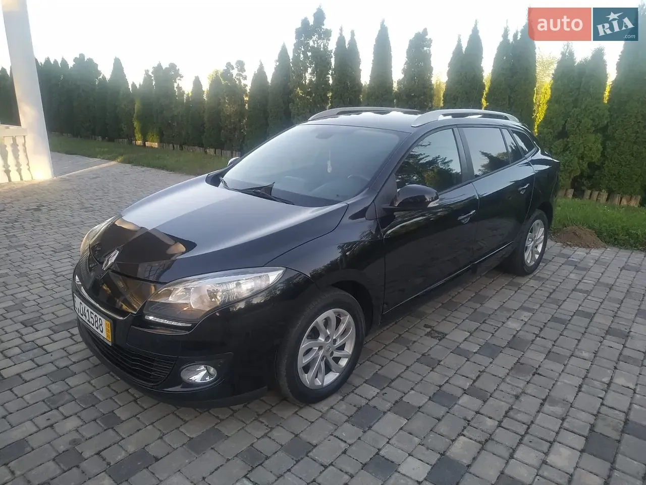 Renault Megane 2013 photo 2