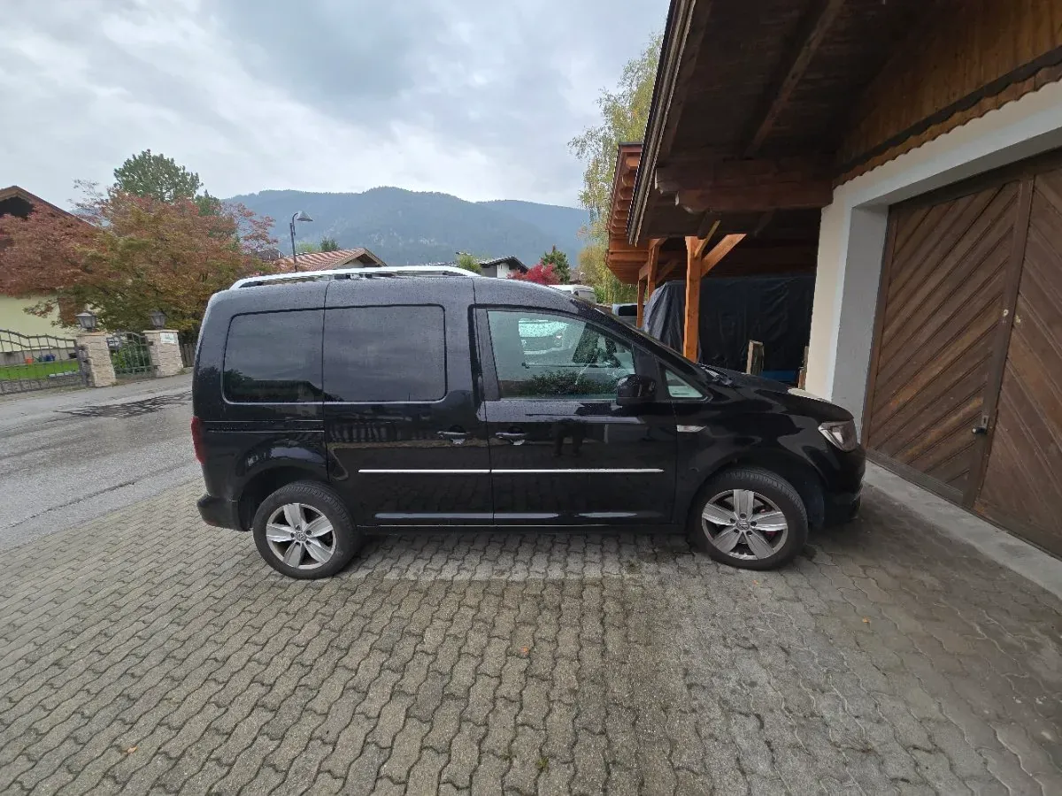 Volkswagen Caddy 2016 photo 2