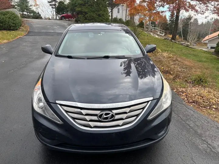 Hyundai Sonata 2011 photo 3