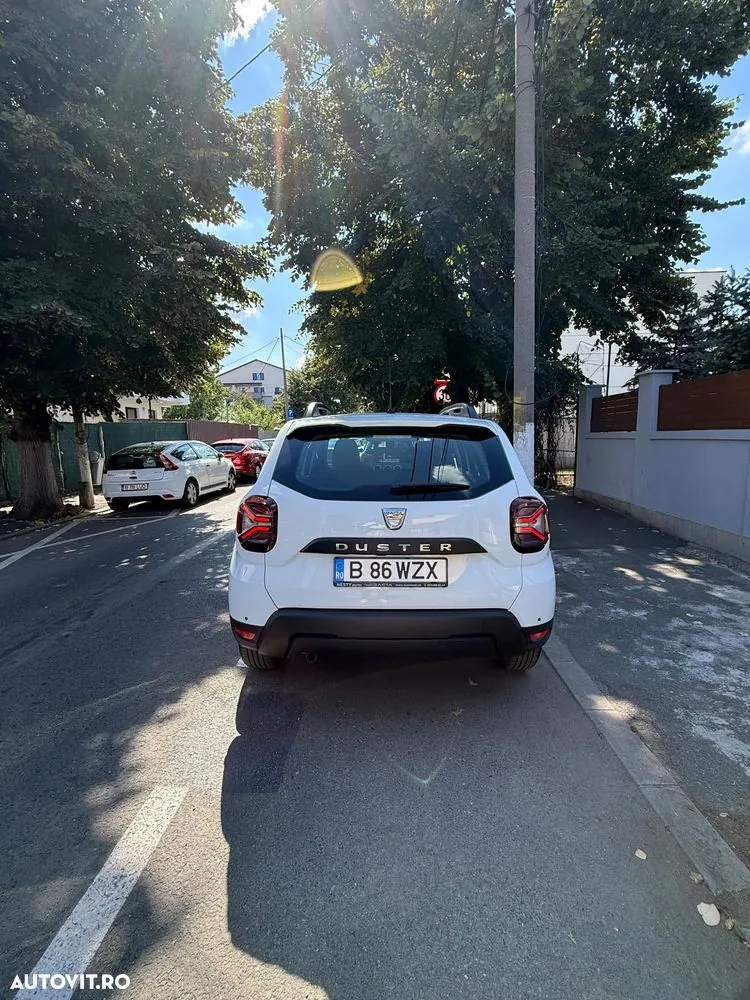 Dacia Duster 2023 photo 4