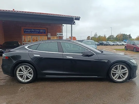 Tesla Model S 2015 photo 3