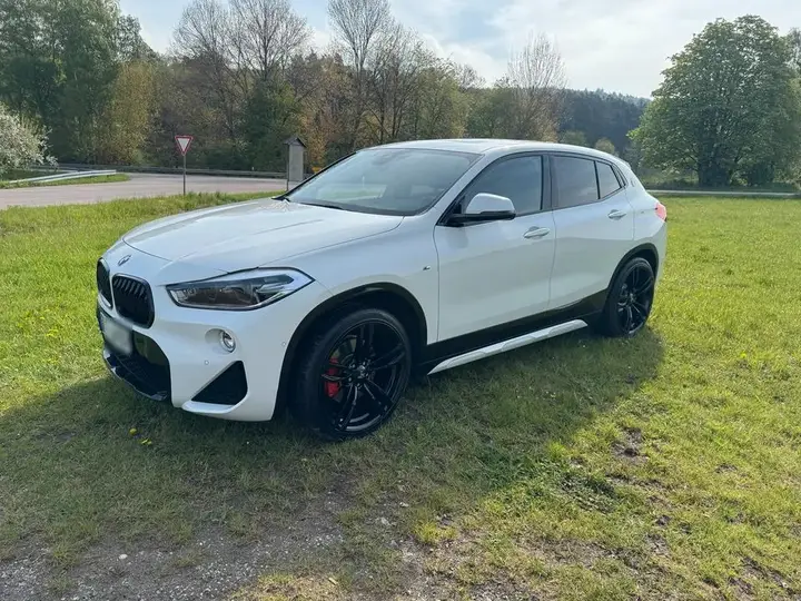 BMW X2