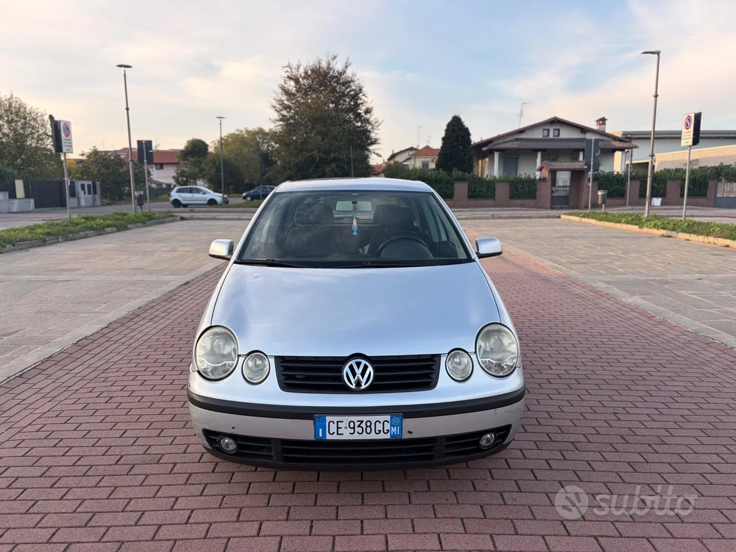 Volkswagen Polo 2003 photo 2