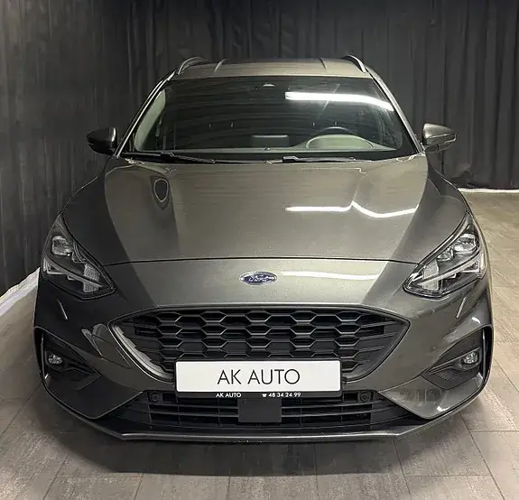 Ford Focus 2021 photo 2