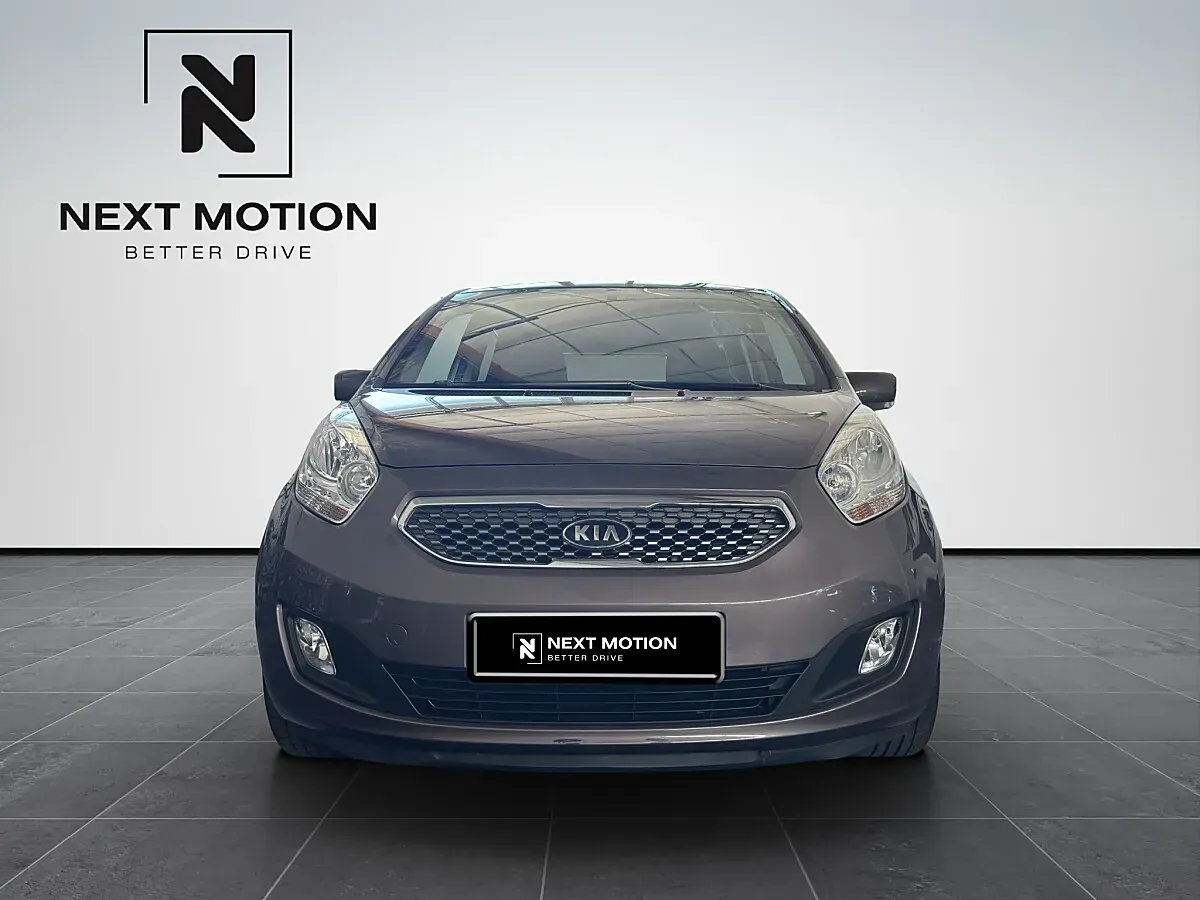 Kia Venga 2011 photo 2
