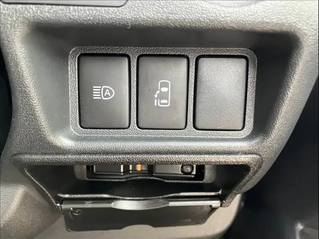 Toyota Hiace Wagon 2023 photo 4