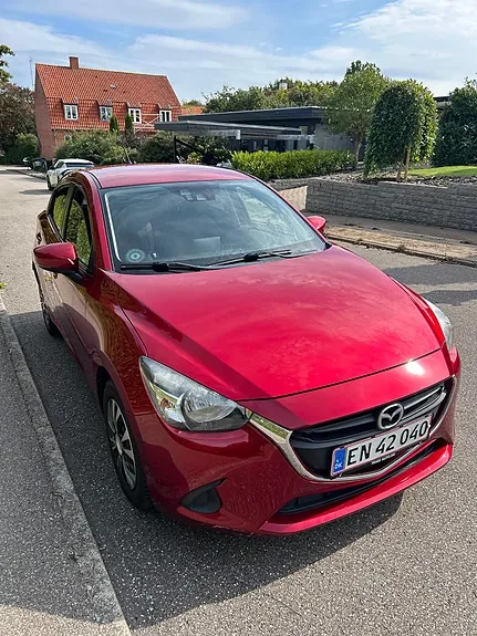 Mazda 2 2018 photo 3