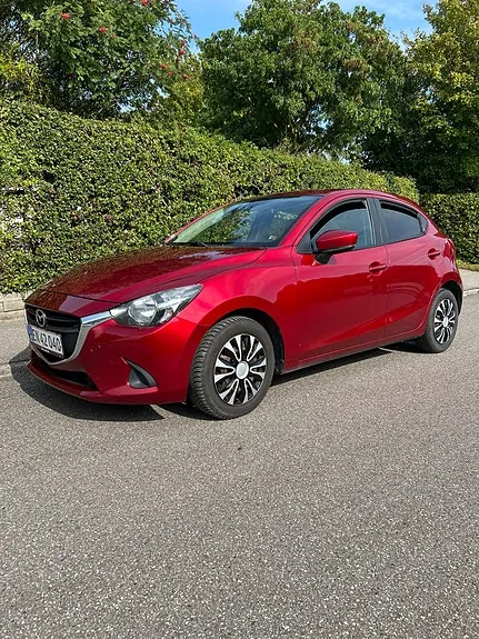Mazda 2 2018 photo 2
