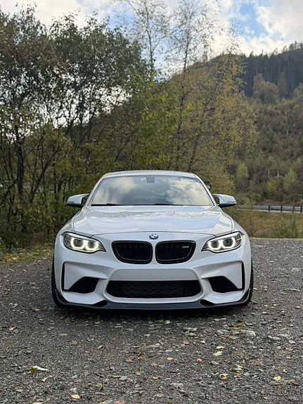 BMW M2 2017 photo 2