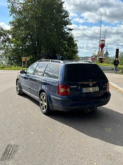 Volkswagen Passat 2004 photo 2