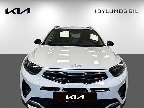 Kia Stonic 2023 photo 2
