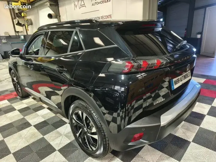 Peugeot 2008 2022 photo 5