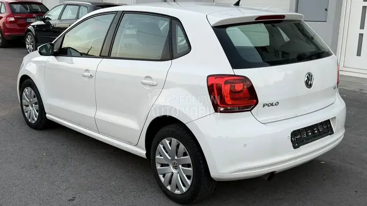 Volkswagen Polo 2009 photo 5