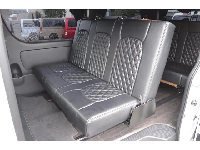 Toyota Hiace 2022 photo 4