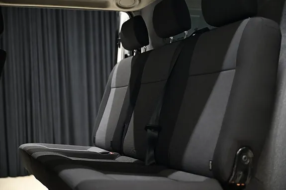 Volkswagen Transporter 2018 photo 5