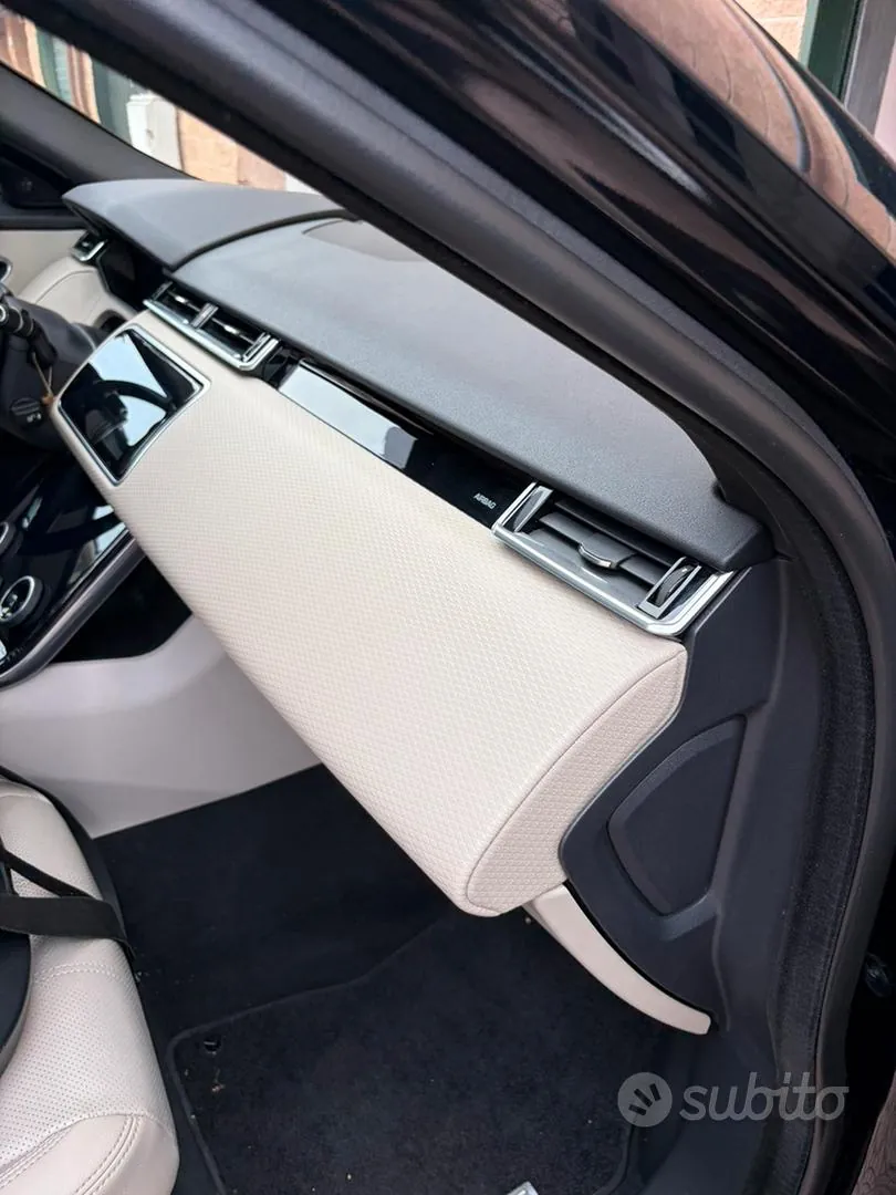 Land Rover Range Rover Velar 2017 photo 4