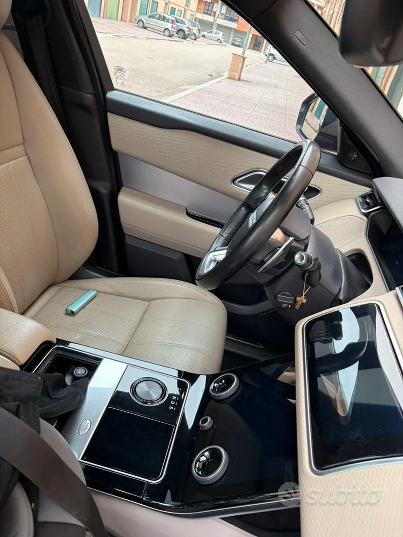 Land Rover Range Rover Velar 2017 photo 5