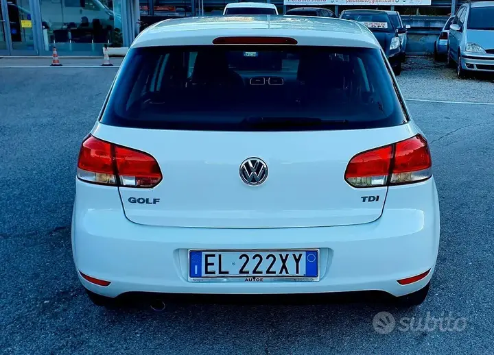 Volkswagen Golf 2012 photo 5