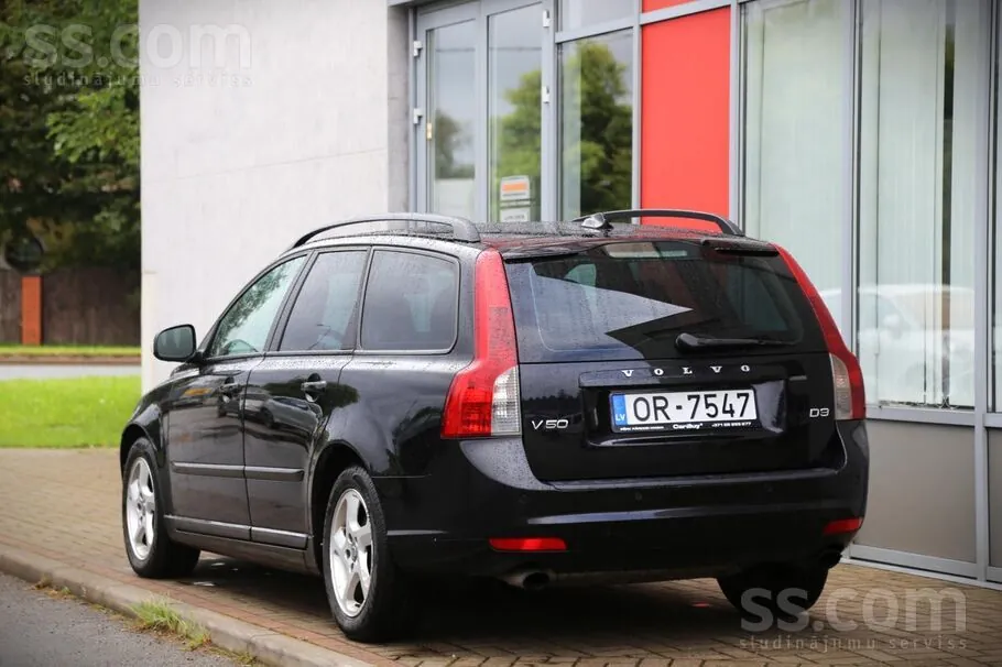 Volvo V50 2011 photo 5