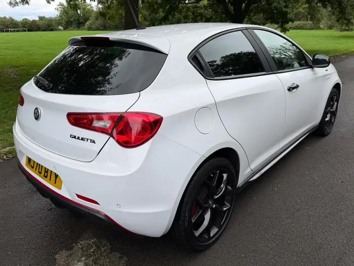 Alfa Romeo Giulietta 2020 photo 3