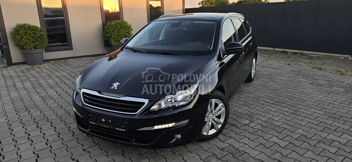 Peugeot 308 2015 photo 2