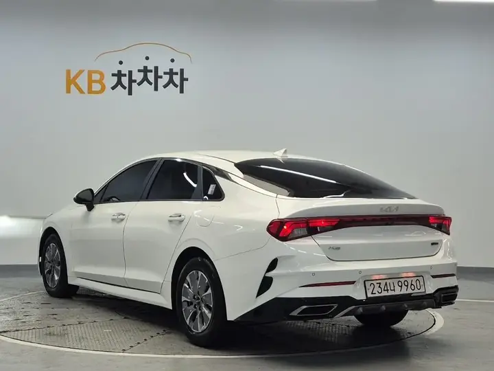 Kia K5 2022 photo 2