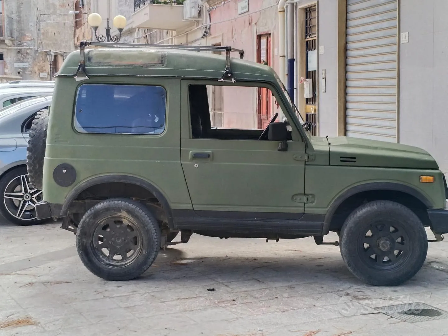 Suzuki Samurai 1986 photo 4
