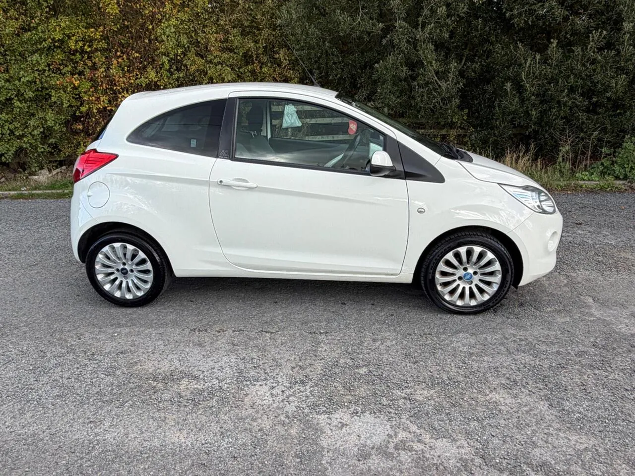 Ford Ka 2013 photo 2