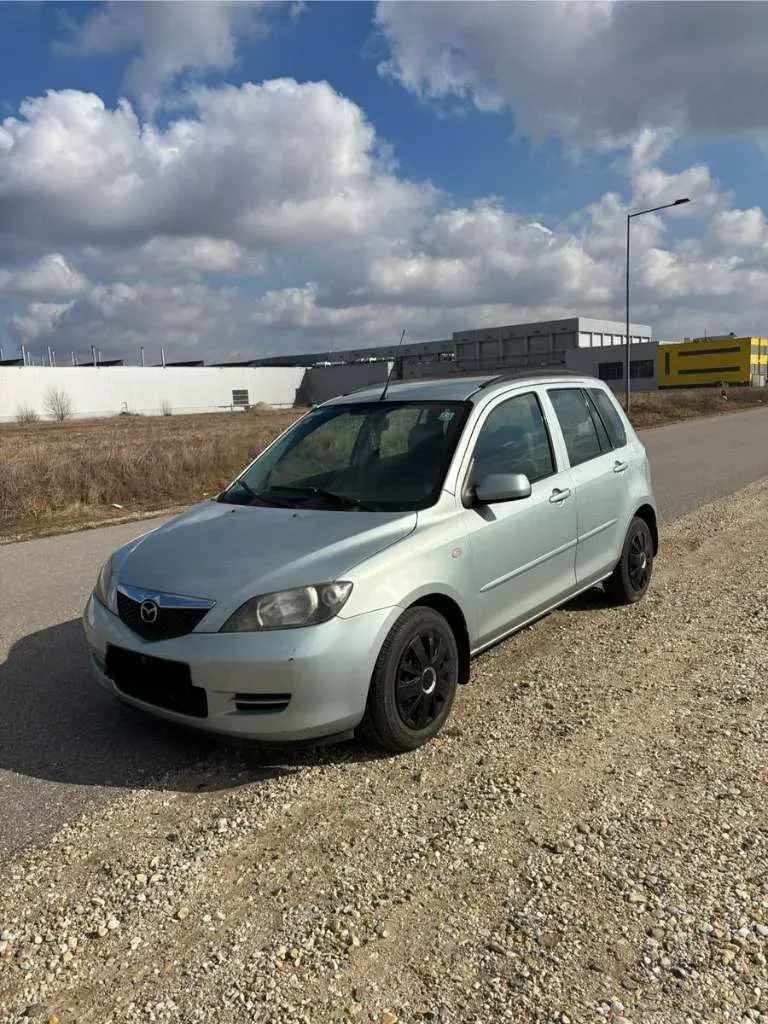 Mazda Mazda2