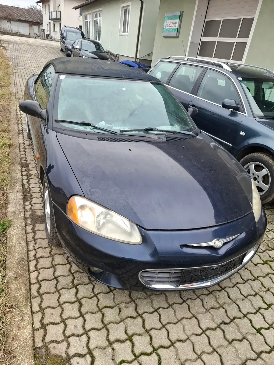 Chrysler Sebring 2002 photo 2