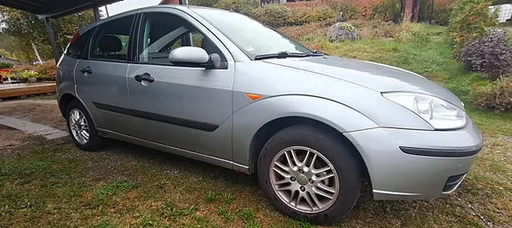 Ford Focus 2003 photo 2