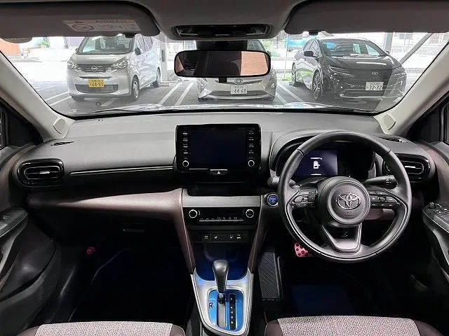 Toyota Yaris Cross Hybrid Z 2021 photo 2