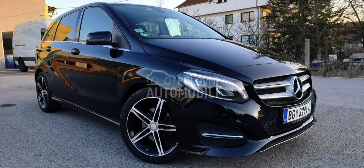 Mercedes-Benz B 200 2016 photo 3