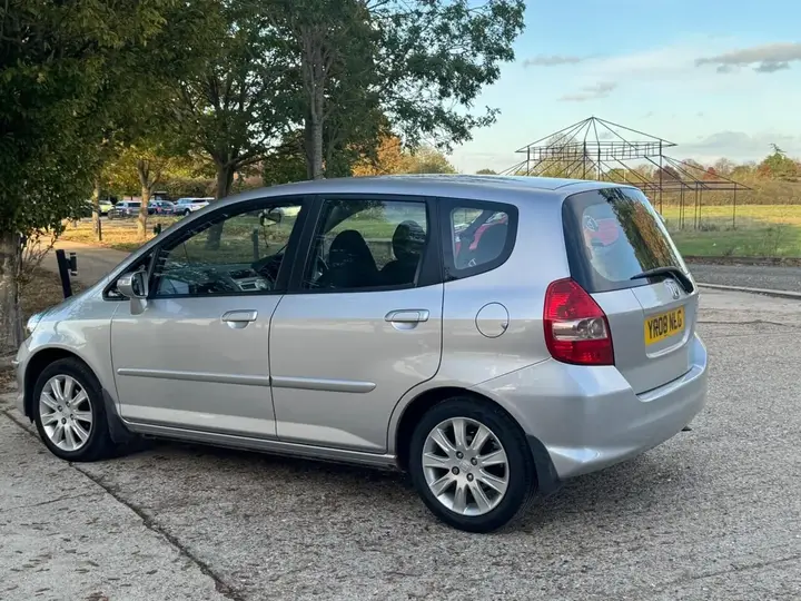 Honda Jazz 2008 photo 4