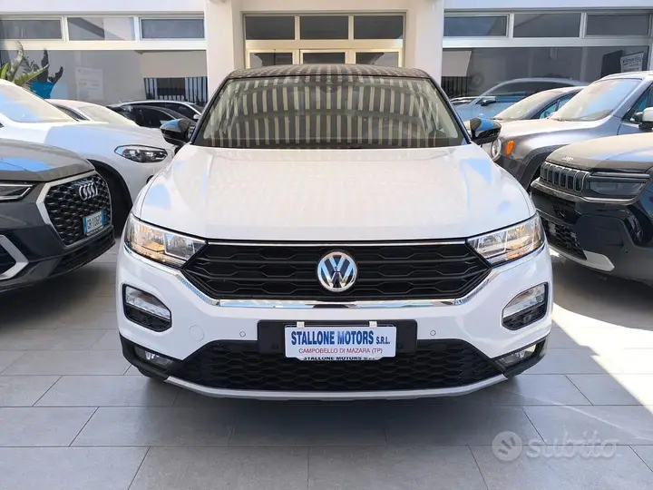 Volkswagen T-Roc 2020 photo 2