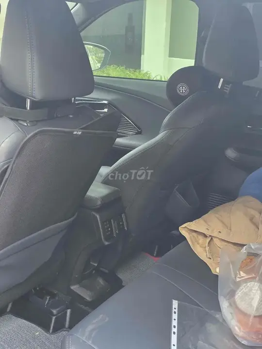 Toyota Yaris Cross 2025 photo 2